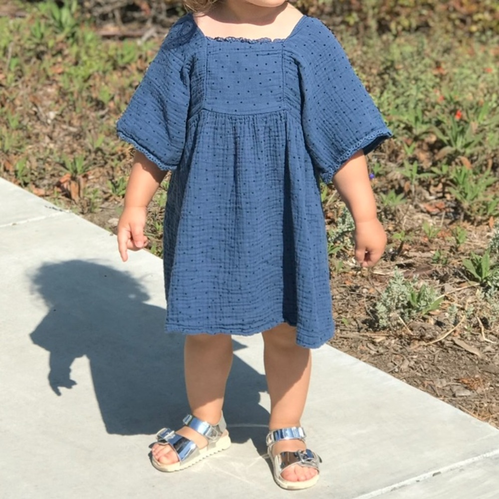 Blue dress